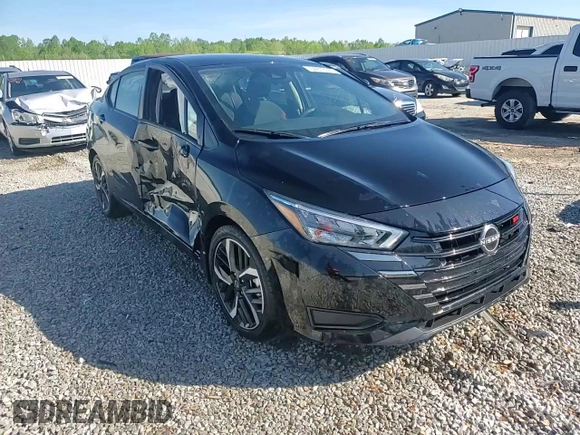 2023 Nissan Versa SR z VIN 3N1CN8FV2PL828180, wystawiony jako Copart lot #54613055 z przebiegiem 41 967 mil mil oraz Szkoda całkowita • Salvage title. Historia ofert i sprzedaży dostępna na DreamBid. Obrazek 14.