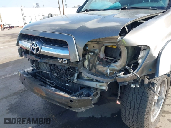 2006 Toyota Sequoia SR5 with VIN 5TDBT44A16S265882, listed as a IAAI auction lot 41453921 with Not Provided miles and . Bid and sale history available at DreamBid. Image 6.