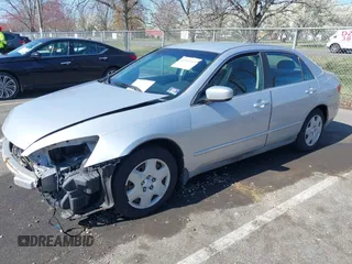 2005 Honda Accord LX z VIN 1HGCM66325A040041, wystawiony jako IAAI lot #41997495 z przebiegiem 177 632 mil mil oraz . Historia ofert i sprzedaży dostępna na DreamBid. Obrazek 2.