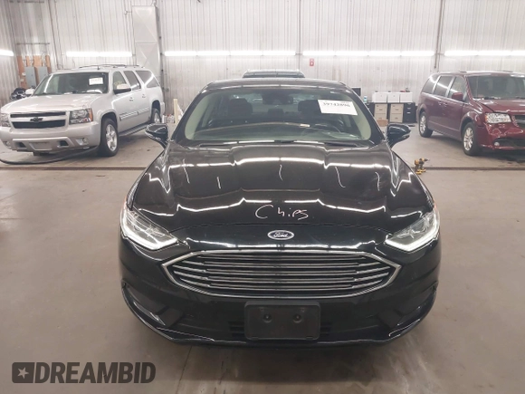 2018 Ford Fusion SE with VIN 3FA6P0H7XJR257603, listed as a IAAI auction lot 39742896 with 126,949 mi miles. Bid and sale history available at carsss.com. Image 13.