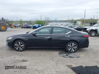 2019 Nissan Altima SV with VIN 1N4BL4DV6KC143538, listed as a IAAI auction lot 42082493 with 150,470 mi miles and . Bid and sale history available at DreamBid. Image 14.