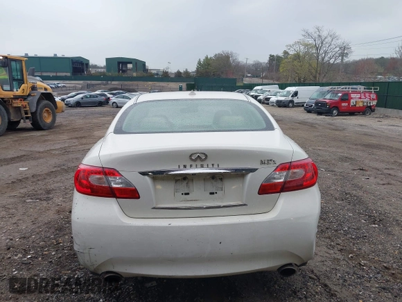 2012 Infiniti M37 with VIN JN1BY1AR6CM392969, listed as a IAAI auction lot 42021761 with 213,718 mi miles. Bid and sale history available at carsss.com. Image 16.