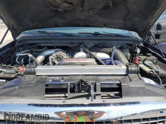 2004 Ford Excursion Special Serv z VIN 1FMSU41P04EB42532, wystawiony jako Copart lot #63594815 z przebiegiem 209 937 mil mil oraz Czysty tytuł • Clean title. Historia ofert i sprzedaży dostępna na DreamBid. Obrazek 12.