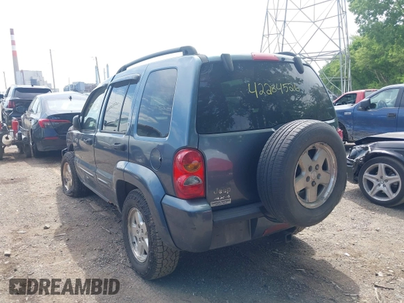 2002 Jeep Liberty Limited z VIN 1J4GL58KX2W339237, wystawiony jako IAAI lot #42284526 z przebiegiem 183 416 mil mil oraz . Historia ofert i sprzedaży dostępna na DreamBid. Obrazek 3.