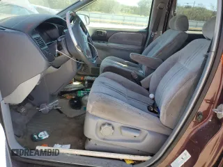 1998 Toyota Sienna LE with VIN 4T3ZF13C6WU021800, listed as a Copart auction lot 50575625 with 225,106 mi miles and Salvage Title. Bid and sale history available at DreamBid. Image 7.