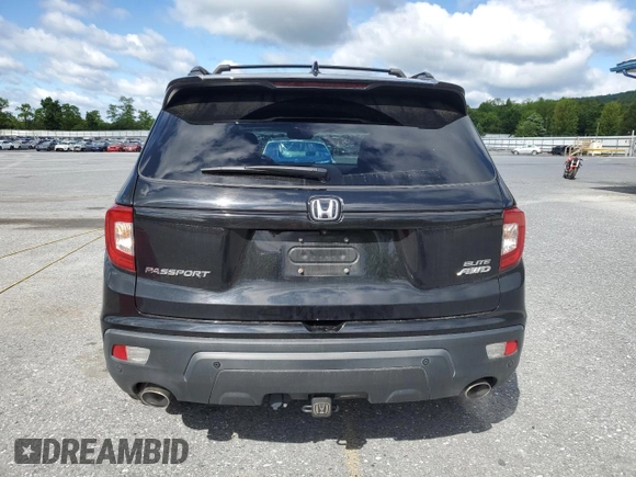 2019 Honda Passport Elite with VIN 5FNYF8H06KB003641, listed as a Copart auction lot 58218825 with 139,616 mi miles and Salvage title. Bid and sale history available at DreamBid. Image 6.