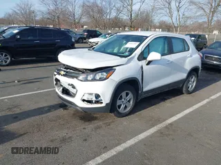 2019 Chevrolet Trax LS with VIN 3GNCJNSB5KL242561, listed as a IAAI auction lot 41662487 with 38,209 mi miles. Bid and sale history available at carsss.com. Image 18.