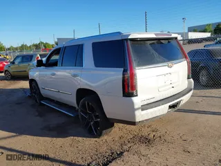 2016 Cadillac Escalade Premium Collection with VIN 1GYS4CKJ4GR387558, listed as a IAAI auction lot 40447019 with 98,517 mi miles. Bid and sale history available at carsss.com. Image 3.