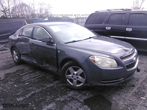 2008 Chevrolet Malibu LS w/1LS with VIN 1G1ZG57B88F175413, listed as a IAAI auction lot 21795623 with 124,132 mi miles. Bid and sale history available at carsss.com. Image 1.