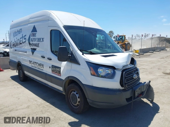 2018 Ford Transit Cargo with VIN 1FTBW3XGXJKB34600, listed as a IAAI auction lot 42017817 with 116,399 mi miles. Bid and sale history available at carsss.com. Image 1.