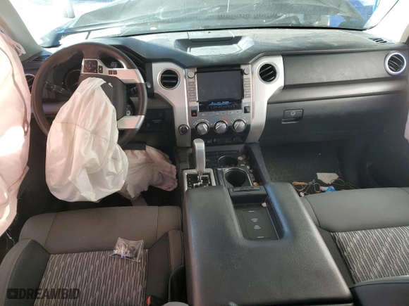 2021 Toyota Tundra 4WD SR5 with VIN 5TFDY5F12MX995708, listed as a Copart auction lot 87012634 with 0 mi miles and Salvage Title. Bid and sale history available at carsss.com. Image 8.