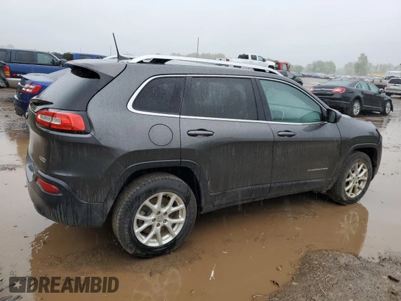 2016 Jeep Cherokee Latitude z VIN 1C4PJMCB0GW163707, wystawiony jako Copart lot #57449945 z przebiegiem 181 382 mil mil oraz Czysty tytuł • Clean title. Historia ofert i sprzedaży dostępna na DreamBid. Obrazek 3.