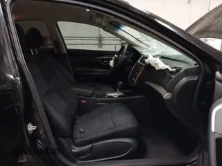 2018 Nissan Altima SV with VIN 1N4AL3AP0JC271008, listed as a IAAI auction lot 41343264 with 96,198 mi miles and . Bid and sale history available at carsss.com. Image 5.
