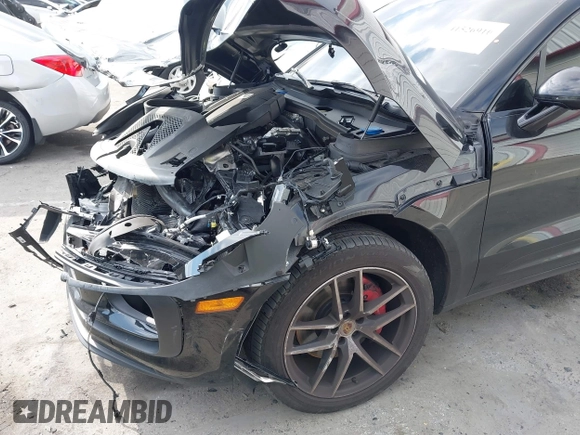 2022 Porsche Macan S with VIN WP1AG2A59NLB24147, listed as a IAAI auction lot 41526910 with 24,026 mi miles and . Bid and sale history available at DreamBid. Image 6.