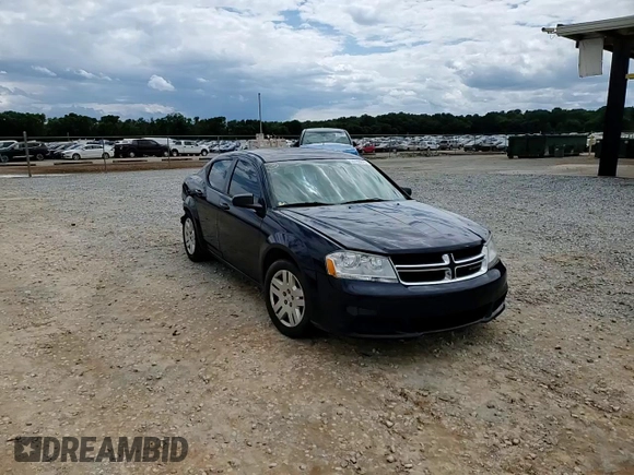 2014 Dodge Avenger SE z VIN 1C3CDZAB0EN140490, wystawiony jako Copart lot #55785015 z przebiegiem 151 224 mil mil oraz Szkody całkowita. Historia ofert i sprzedaży dostępna na DreamBid. Obrazek 14.