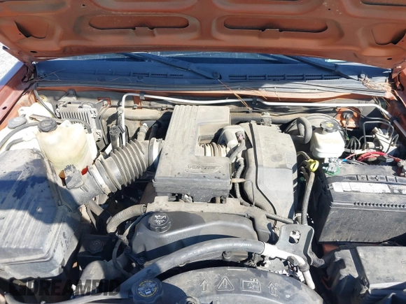 2005 Chevrolet Colorado 1SF LS Z71 with VIN 1GCDT136158216222, listed as a IAAI auction lot 41563003 with 259,490 mi miles. Bid and sale history available at carsss.com. Image 10.