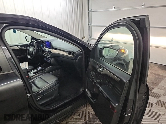2021 Ford Escape SEL Hybrid with VIN 1FMCU9CZ9MUA54181, listed as a IAAI auction lot 42285693 with 59,437 mi miles and . Bid and sale history available at DreamBid. Image 1.