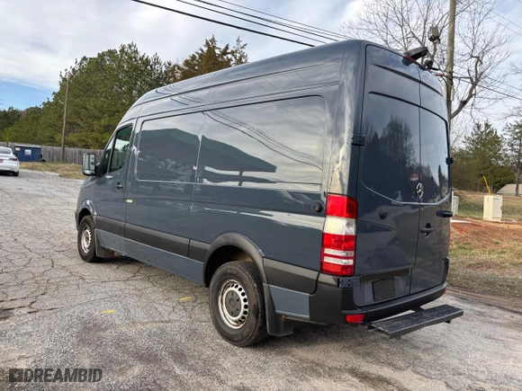 2018 Mercedes-Benz Sprinter Cargo Van Worker with VIN WD3PE7CD8JP637860, listed as a Copart auction lot 45591045 with 104,702 mi miles and Clean Title. Bid and sale history available at carsss.com. Image 3.