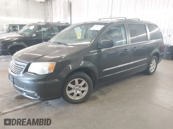 2012 Chrysler Town & Country Touring z VIN 2C4RC1BG3CR350599, wystawiony jako IAAI lot #42307293 z przebiegiem 233 082 mil mil oraz . Historia ofert i sprzedaży dostępna na DreamBid. Obrazek 2.