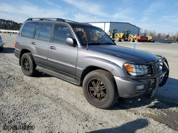 2003 Toyota Land Cruiser with VIN JTEHT05J832042982, listed as a Copart auction lot 43735205 with 177,938 mi miles and Clean Title. Bid and sale history available at carsss.com. Image 4.