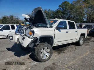 2015 GMC Sierra 1500 Denali with VIN 3GTU2WEC4FG214592, listed as a Copart auction lot 88692675 with 111,564 mi miles and Clean Title. Bid and sale history available at carsss.com. Image 1.