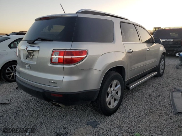 2008 Saturn Outlook XR with VIN 5GZEV23788J114893, listed as a Copart auction lot 71195534 with 145,518 mi miles and Salvage Title. Bid and sale history available at carsss.com. Image 3.