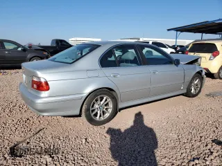 2003 BMW 5 Series 525iA with VIN WBADT43463G030675, listed as a Copart auction lot 43377015 with 121,395 mi miles and Salvage Title. Bid and sale history available at carsss.com. Image 3.