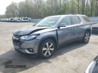 2018 Chevrolet Traverse LT z VIN 1GNEVHKW0JJ238053, wystawiony jako Copart lot #54172765 z przebiegiem 142 981 mil mil oraz Szkoda całkowita • Salvage title. Historia ofert i sprzedaży dostępna na DreamBid. Obrazek 1.