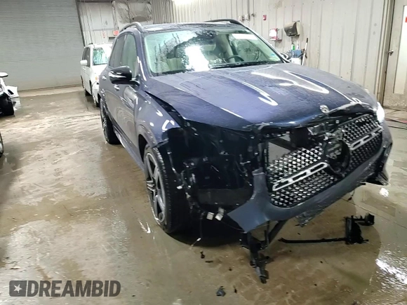 2024 Mercedes-Benz GLE 450 z VIN 4JGFB5KB1RB177783, wystawiony jako Copart lot #51010185 z przebiegiem 13 100 mil mil oraz Szkoda całkowita • Salvage title. Historia ofert i sprzedaży dostępna na DreamBid. Obrazek 14.