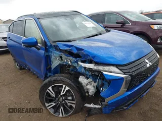 2025 Mitsubishi Eclipse Cross SE z VIN JA4ATWAA6SZ009607, wystawiony jako IAAI lot #42076060 z przebiegiem 1 700 mil mil oraz . Historia ofert i sprzedaży dostępna na DreamBid. Obrazek 1.