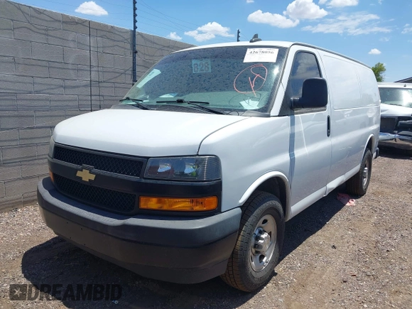2021 Chevrolet Express Cargo z VIN 1GCWGAFP1M1235250, wystawiony jako IAAI lot #42678056 z przebiegiem 46 536 mil mil oraz . Historia ofert i sprzedaży dostępna na DreamBid. Obrazek 17.