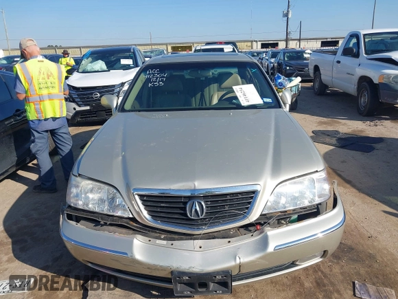 2004 Acura RL w/Navigation System with VIN JH4KA96674C007830, listed as a IAAI auction lot 41146234 with 80,611 mi miles. Bid and sale history available at carsss.com. Image 12.