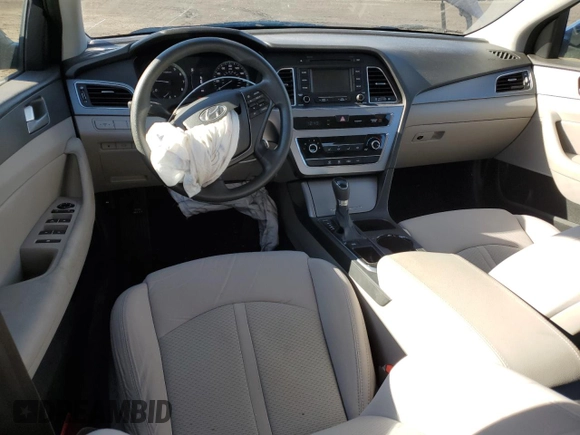 2015 Hyundai Sonata SE z VIN 5NPE24AF1FH174620, wystawiony jako Copart lot #42210135 z przebiegiem 109 565 mil mil oraz Szkoda całkowita • Salvage title. Historia ofert i sprzedaży dostępna na DreamBid. Obrazek 8.
