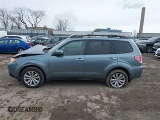 2011 Subaru Forester 2.5X Premium with VIN JF2SHADC5BH718113, listed as a IAAI auction lot 41619896 with 102,261 mi miles. Bid and sale history available at carsss.com. Image 14.