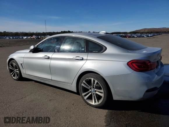 2018 BMW 4 Series 430i xDrive z VIN WBA4J3C56JBL03326, wystawiony jako Copart lot #47006805 z przebiegiem 82 139 mil mil oraz Nie do naprawy • Non repairable. Historia ofert i sprzedaży dostępna na DreamBid. Obrazek 2.