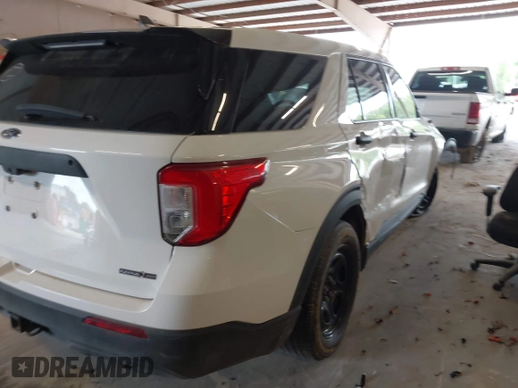 2021 Ford Police Interceptor Utility z VIN 1FM5K8AB1MGB54109, wystawiony jako IAAI lot #41694271 z przebiegiem 90 073 mil mil oraz . Historia ofert i sprzedaży dostępna na DreamBid. Obrazek 4.