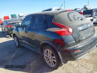 2011 Nissan Juke SL with VIN JN8AF5MR7BT021572, listed as a IAAI auction lot 40877289 with Not Provided miles. Bid and sale history available at carsss.com. Image 14.
