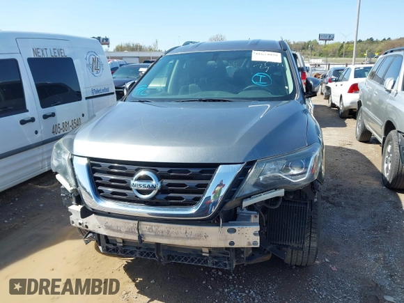 2017 Nissan Pathfinder SV with VIN 5N1DR2MM2HC613081, listed as a IAAI auction lot 41979227 with 137,371 mi miles. Bid and sale history available at carsss.com. Image 6.