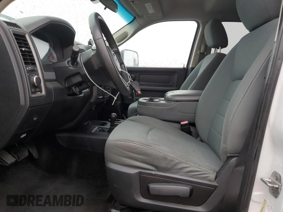 2013 Ram 2500 Tradesman z VIN 3C6TR5HT3DG551398, wystawiony jako Copart lot #81351294 z przebiegiem 183 335 mil mil oraz Czysty tytuł • Clean title. Historia ofert i sprzedaży dostępna na DreamBid. Obrazek 7.