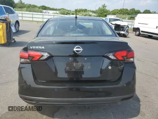 2024 Nissan Versa S z VIN 3N1CN8DV8RL927835, wystawiony jako Copart lot #59790805 z przebiegiem 9 015 mil mil oraz Szkoda całkowita • Salvage title. Historia ofert i sprzedaży dostępna na DreamBid. Obrazek 6.