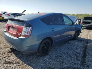 2004 Toyota Prius with VIN JTDKB22U040064768, listed as a Copart auction lot 52414905 with 194,920 mi miles and Salvage Title. Bid and sale history available at carsss.com. Image 3.
