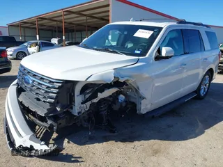 2020 Ford Expedition XLT with VIN 1FMJU1HT7LEA93938, listed as a IAAI auction lot 41461520 with 39,977 mi miles. Bid and sale history available at carsss.com. Image 17.