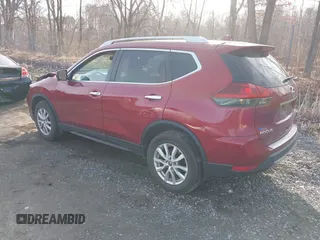 2018 Nissan Rogue SV with VIN 5N1AT2MV7JC838311, listed as a IAAI auction lot 41901652 with 92,324 mi miles. Bid and sale history available at carsss.com. Image 3.