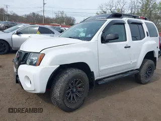 2011 Nissan Xterra S z VIN 5N1AN0NW6BC502933, wystawiony jako IAAI lot #42070018 z przebiegiem 97 988 mil mil oraz . Historia ofert i sprzedaży dostępna na DreamBid. Obrazek 2.