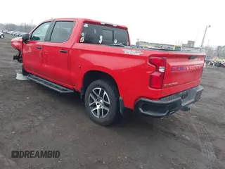 2020 Chevrolet Silverado 1500 LT Trail Boss with VIN 1GCPYFED8LZ194475, listed as a IAAI auction lot 41469184 with 101,016 mi miles. Bid and sale history available at carsss.com. Image 3.