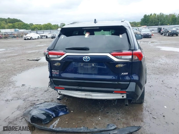 2021 Toyota RAV4 Prime XSE with VIN JTMEB3FV5MD019016, listed as a IAAI auction lot 40293573 with 66,669 mi miles. Bid and sale history available at carsss.com. Image 16.