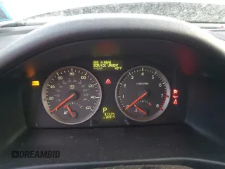 2005 Volvo V50 with VIN YV1MW390052099722, listed as a Copart auction lot 84544754 with 87,435 mi miles and Salvage Title. Bid and sale history available at carsss.com. Image 9.