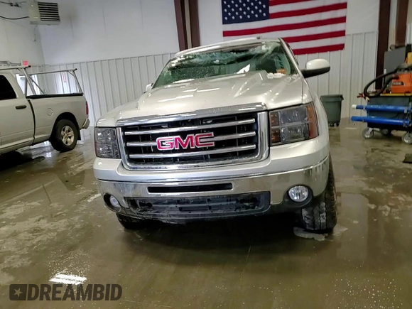 2012 GMC Sierra 1500 SLT с VIN 1GTR2WE79CZ300498, выставлен на аукционе Copart как лот 50775245 с пробегом 138 353 миль миль и Списание • Salvage title. История ставок и продаж доступна на DreamBid. Изображение 11.