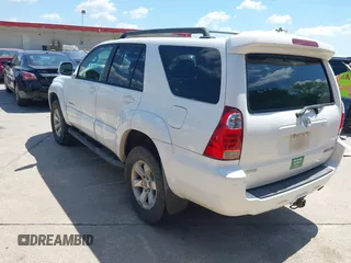 2006 Toyota 4Runner SR5 with VIN JTEZU14R760066270, listed as a IAAI auction lot 42101578 with 274,513 mi miles and . Bid and sale history available at DreamBid. Image 3.