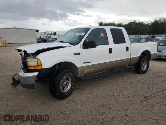 2000 Ford Super Duty F-250 XL with VIN 1FTNW21F4YEA57111, listed as a Copart auction lot 70084424 with 478,074 mi miles and Salvage Title. Bid and sale history available at carsss.com. Image 1.